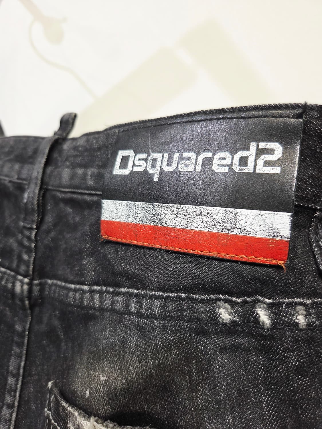 디스퀘어드2. 남자 블랙 워딩 스케이터 진_44 상품이미지7