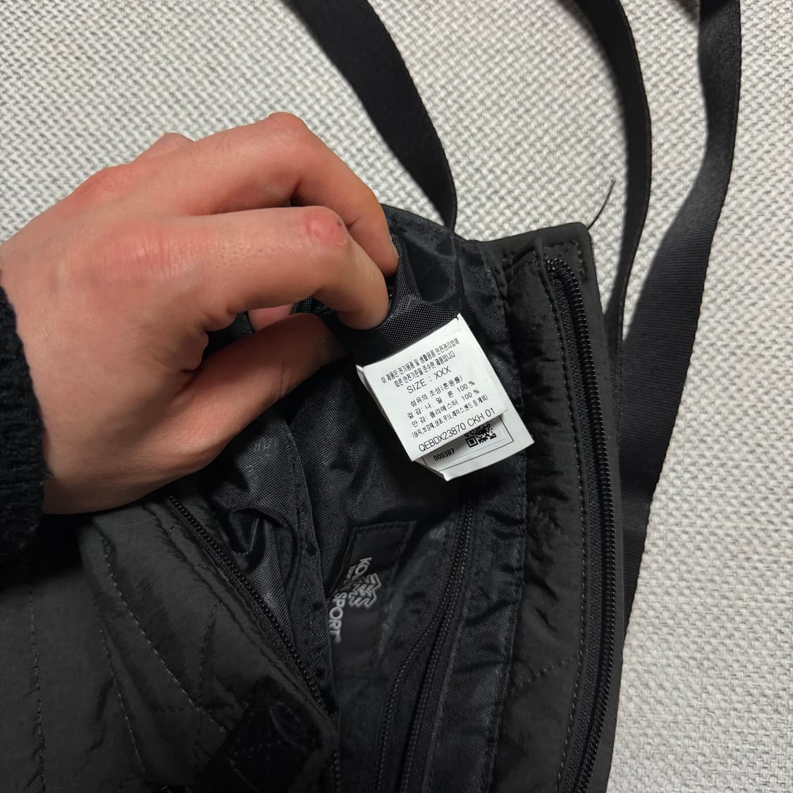 코오롱스포츠 패딩 미니 크로스백 상품이미지4