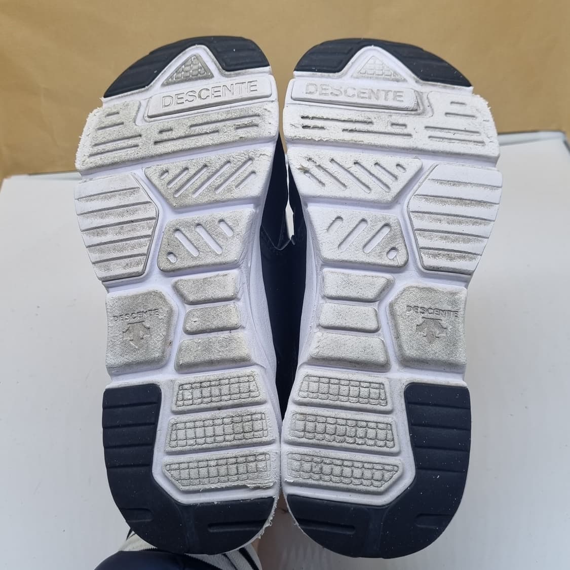 데상트 튜브팝 남성슬립온 270. 상품이미지3