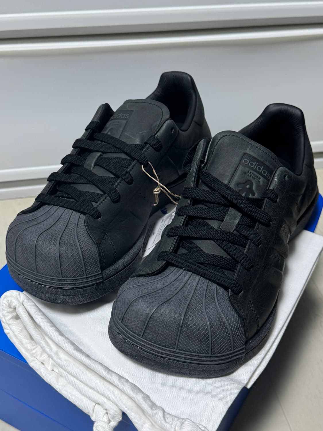 (W) 아바바브 x 아디다스 슈퍼스타 그레이 카본 220 새상품 상품이미지5