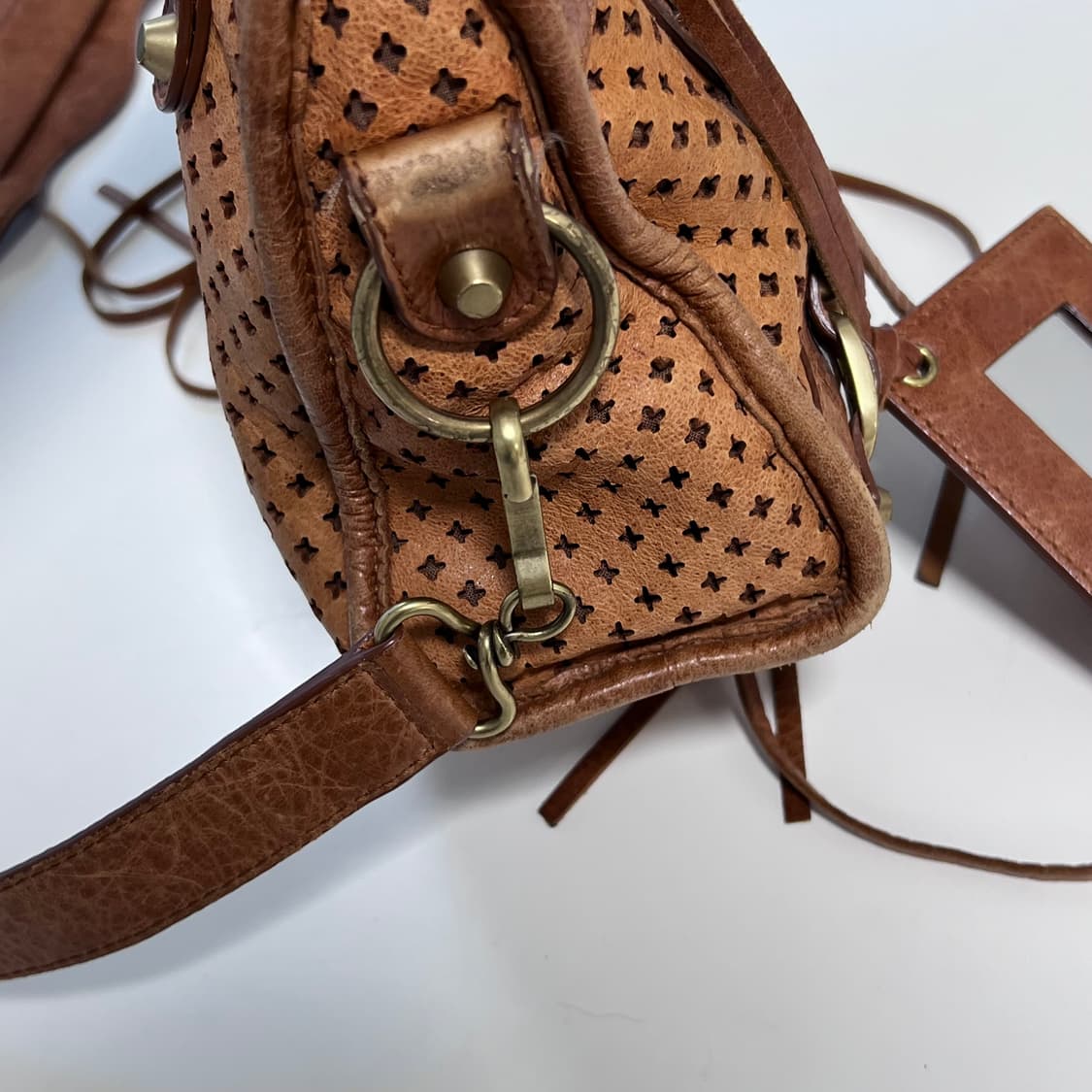 발렌시아가 모터백 상품이미지6