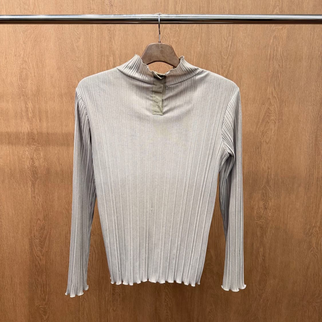빈티지 골지 하이넥 긴팔 니트 웨이브 마감 디테일 라이트 그레이 상품이미지2
