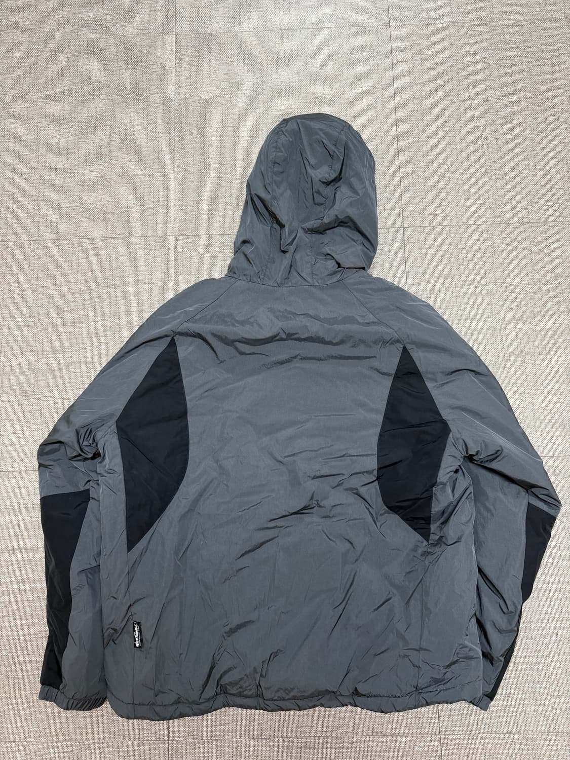 와일드띵스 마운틴 필드 패딩 자켓 그라파이트 상품이미지4