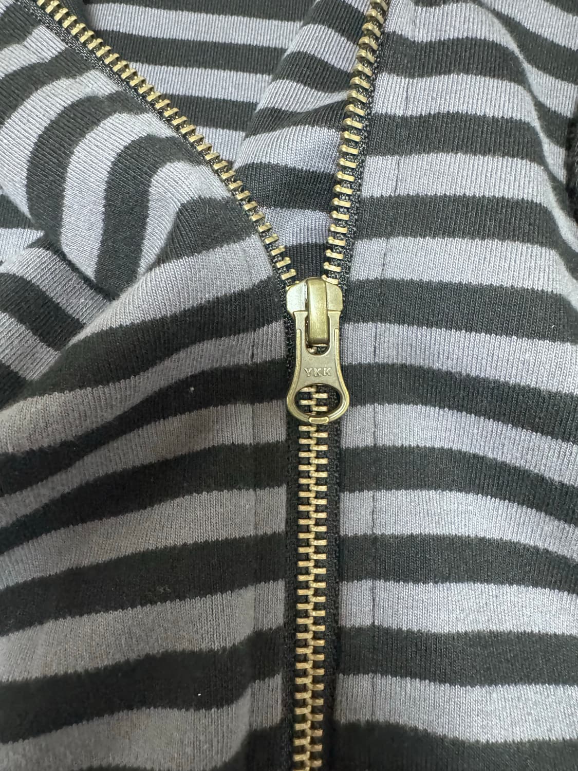 더콜디스트모먼트 TCM 후드집업 블랙/차콜 색상 상품이미지4