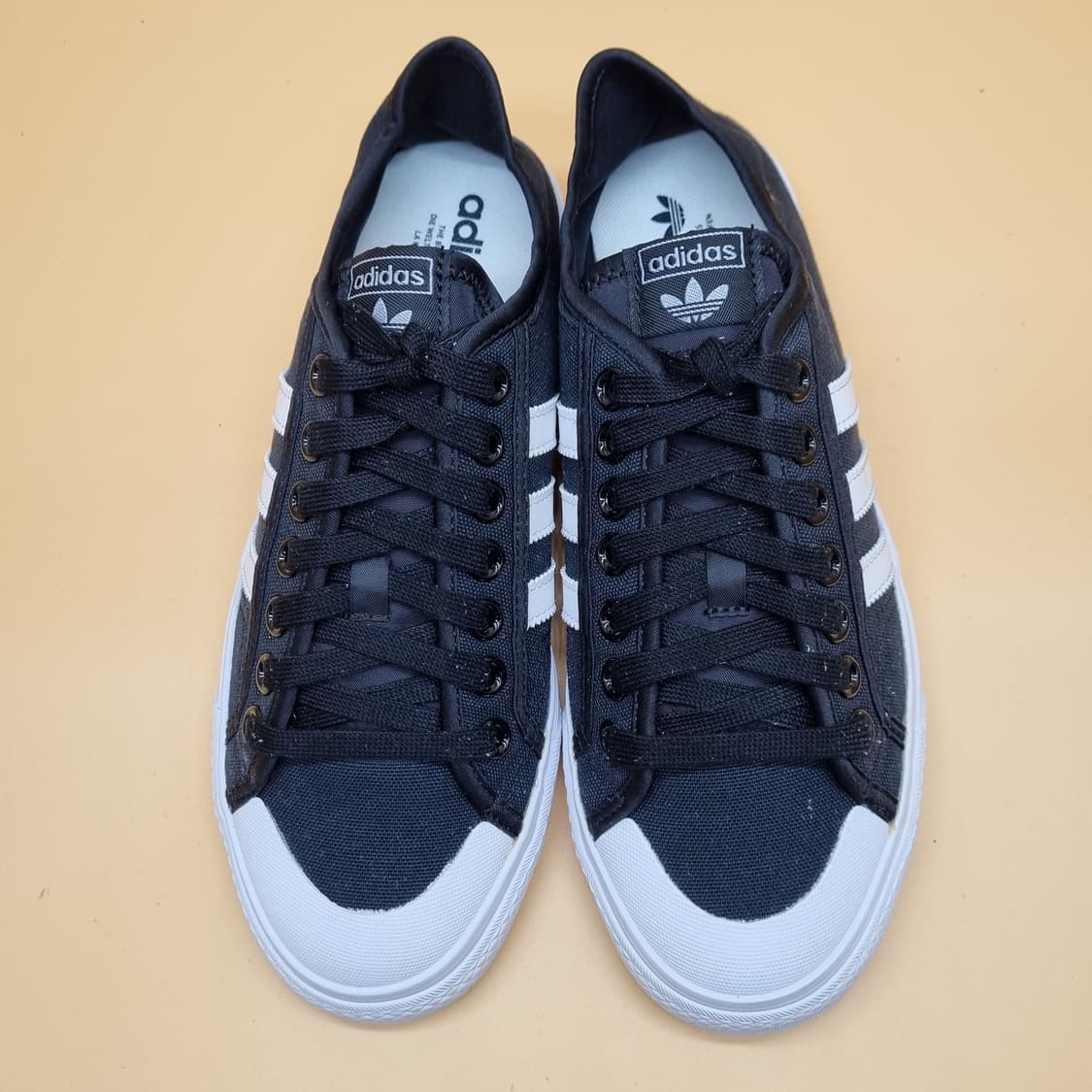 아디다스 컬렙시브. 니짜 로우 스니커즈265. 상품이미지2