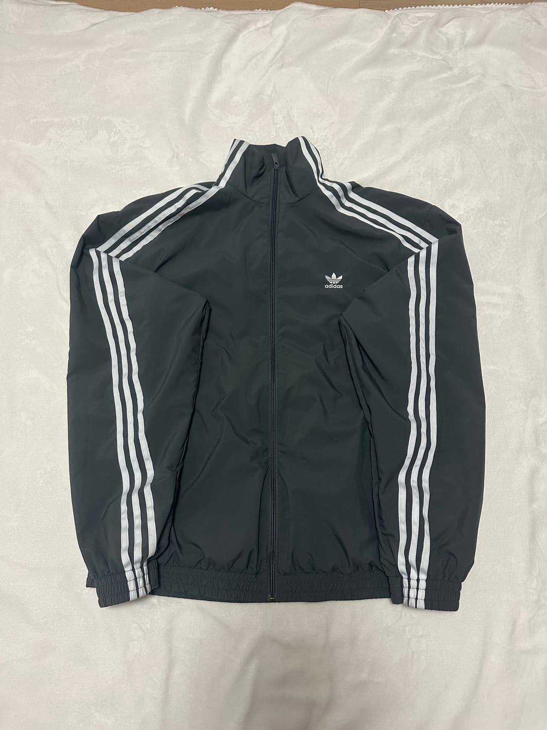 아디다스 아딜레니움 트랙탑 상품이미지2