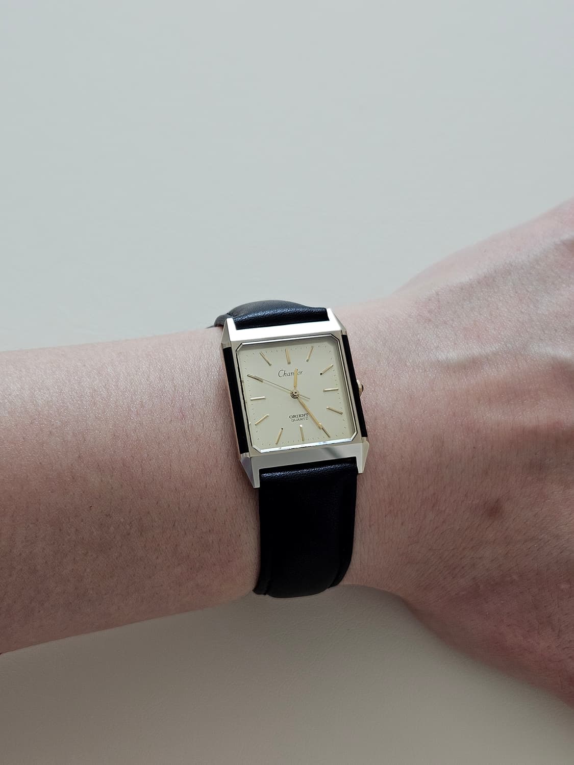 빈티지 오리엔트 Chandor 가죽 시계 상품이미지2