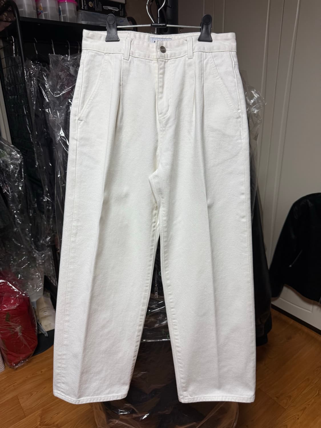 인로우스 - 피렌체 워싱 투턱 컴폴트 와이드 (오프화이트/28) 상품이미지1