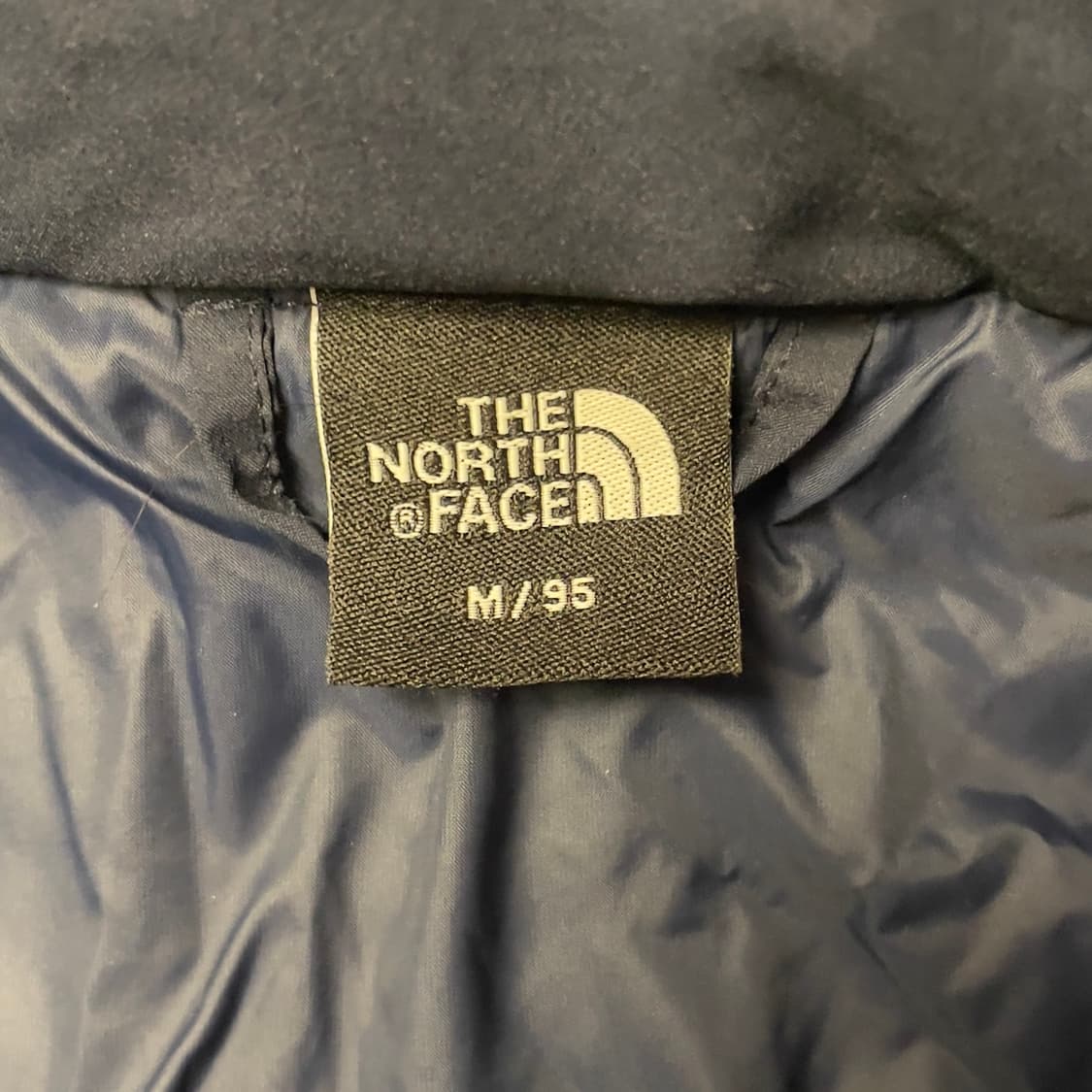 노스페이스 V-Motion 네이비 경량 패딩 자켓 상품이미지5