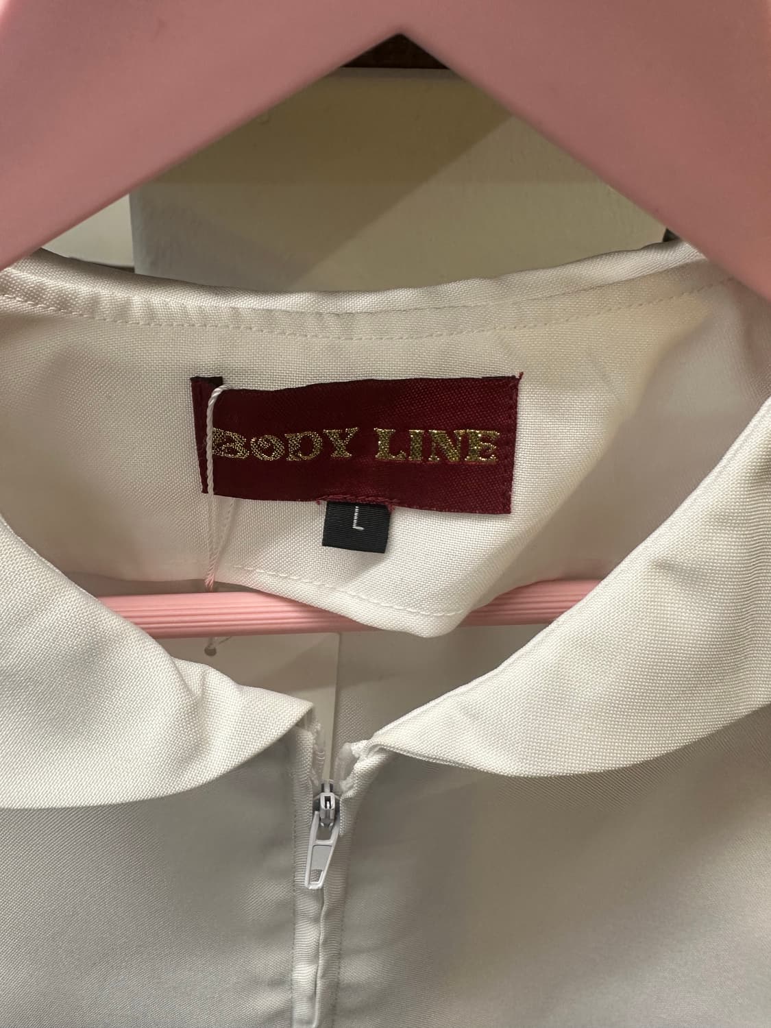 Body line 화이트 지퍼 반팔 셔츠 상품이미지5