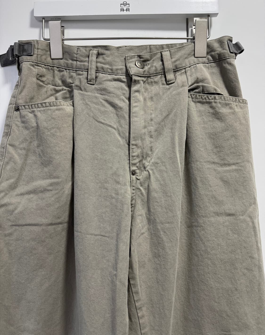 폴리테루 원 턱 고시마 카키 그레이 2사이즈 상품이미지3