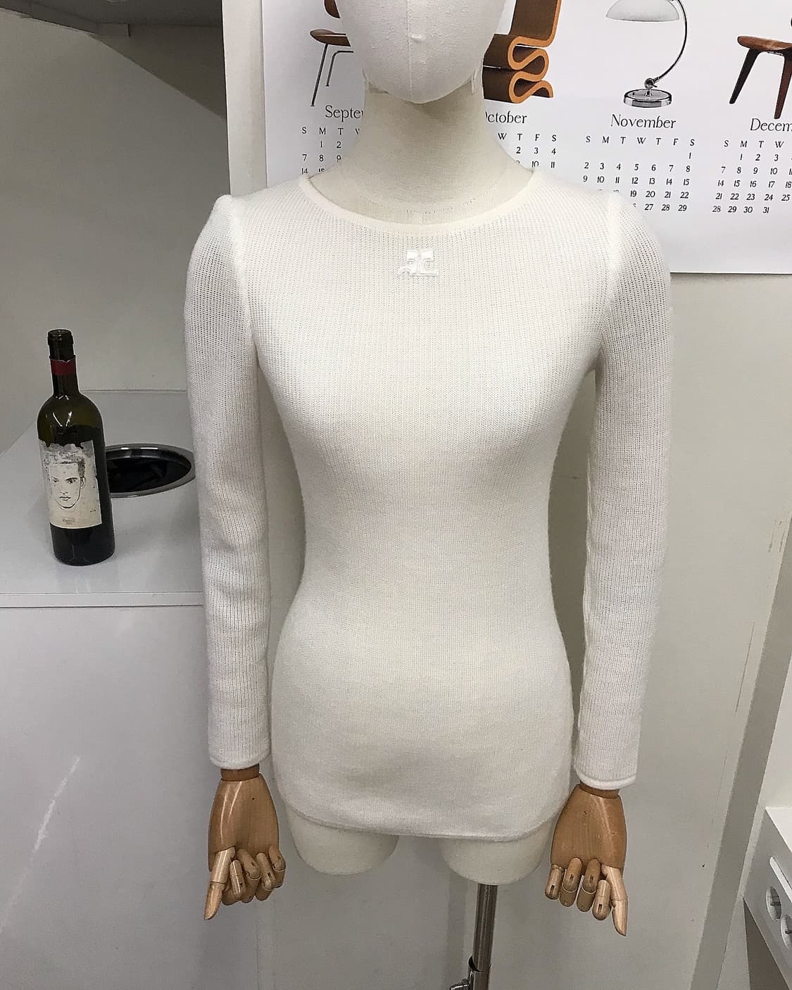 꾸레쥬 로고 골지 니트 상품이미지4