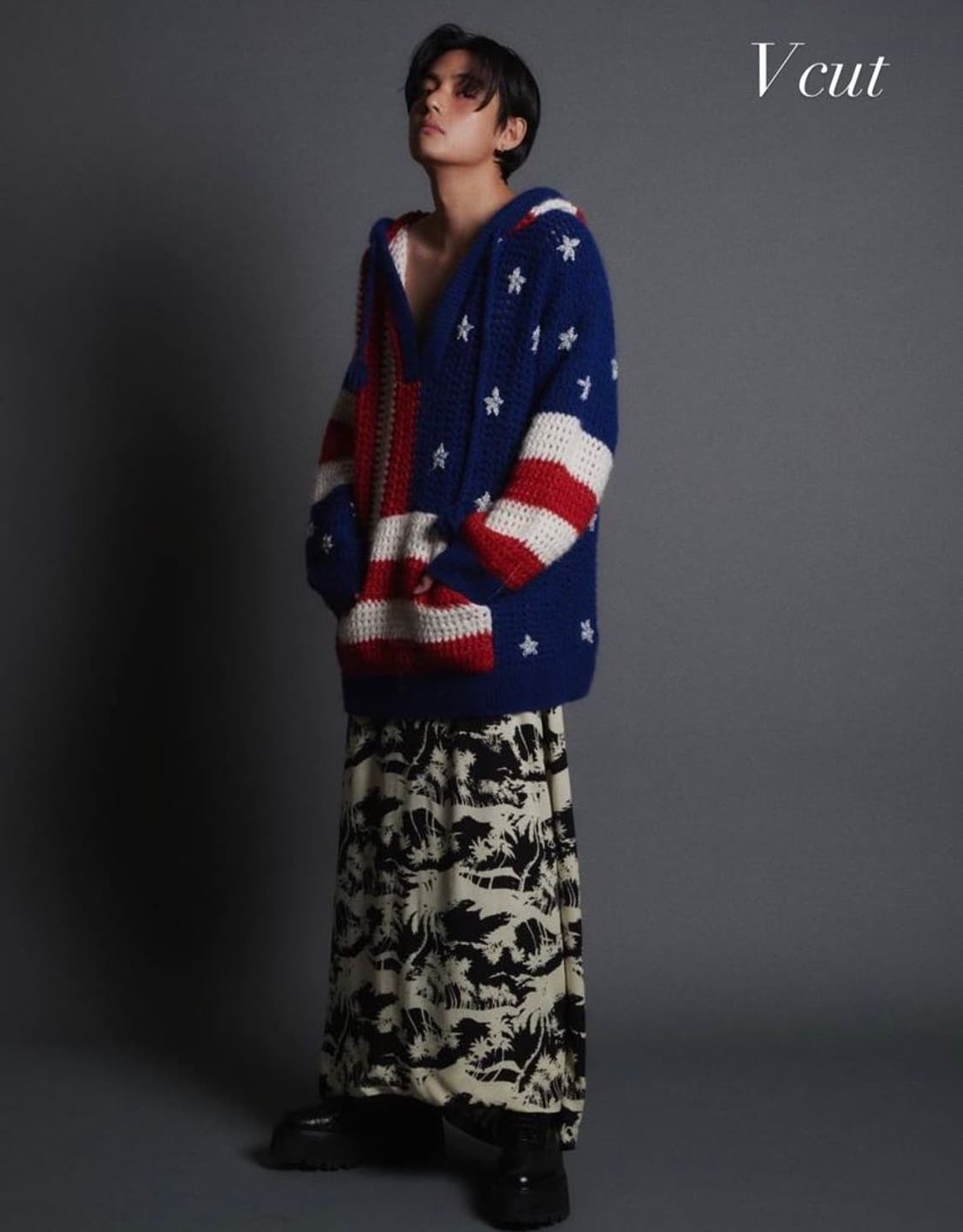 [BTS 뷔님 착용] 셀린느 23ss 아메리카나 바하 후디 스웨터 상품이미지1