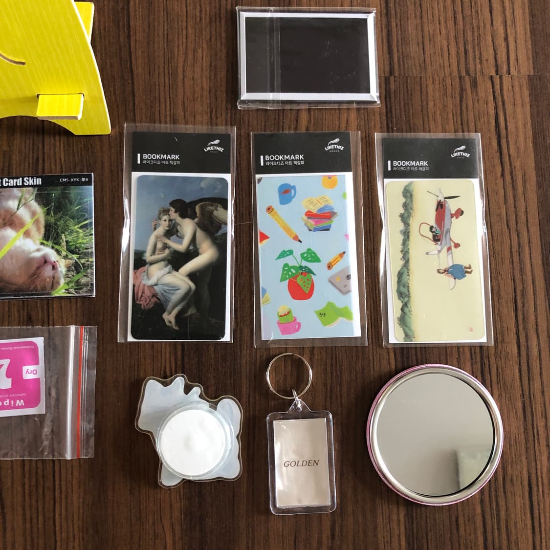 그립톡, 책갈피, 마그넷, 키링, 거울, 카드커버 스티커등 일괄 상품이미지3