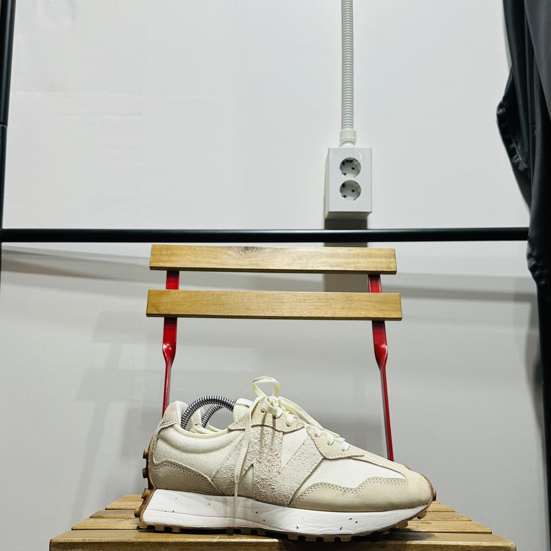 250) 뉴발란스 운동화 남녀공용 신발 327 아이보리 상품이미지1