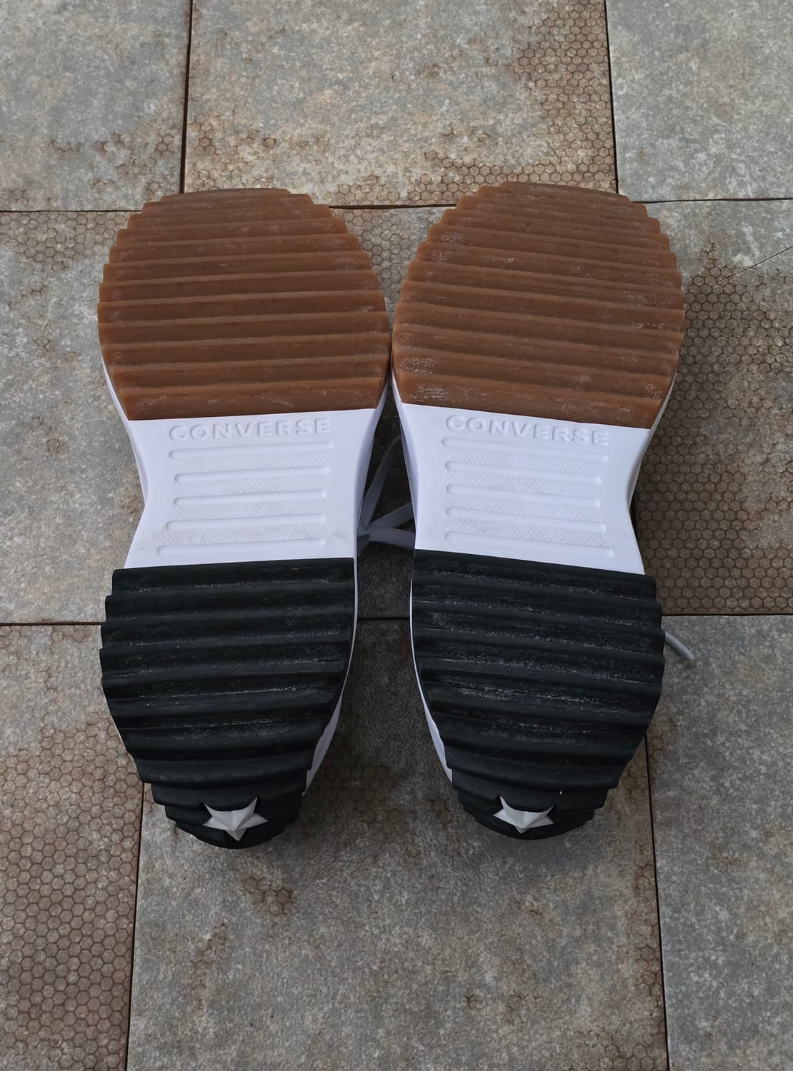 (270)컨버스 런스타 하이크 로우 검흰 상품이미지9