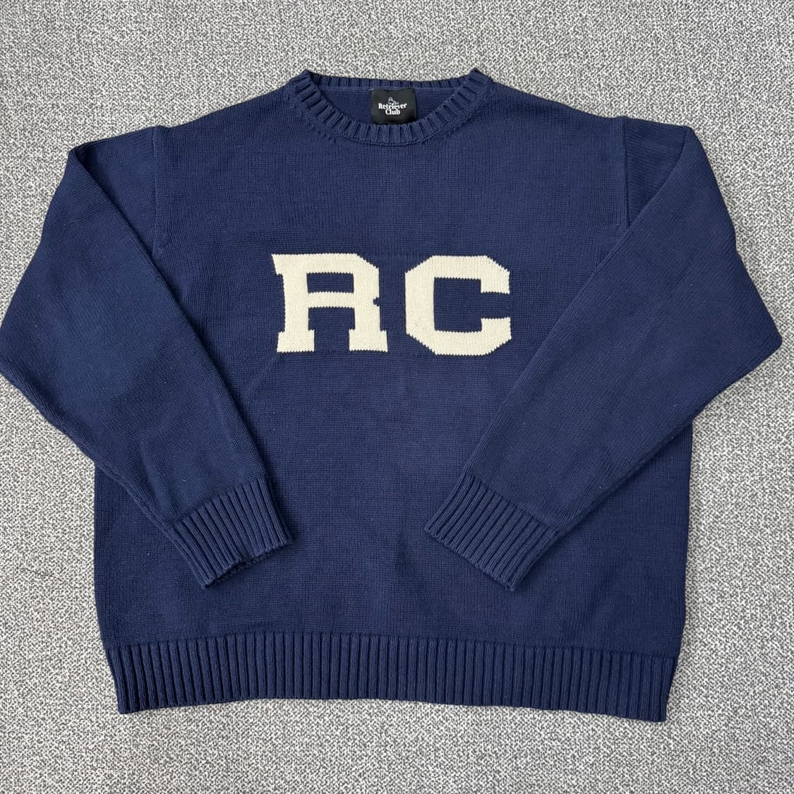 리트리버클럽 RC 빅로고 니트 상품이미지1