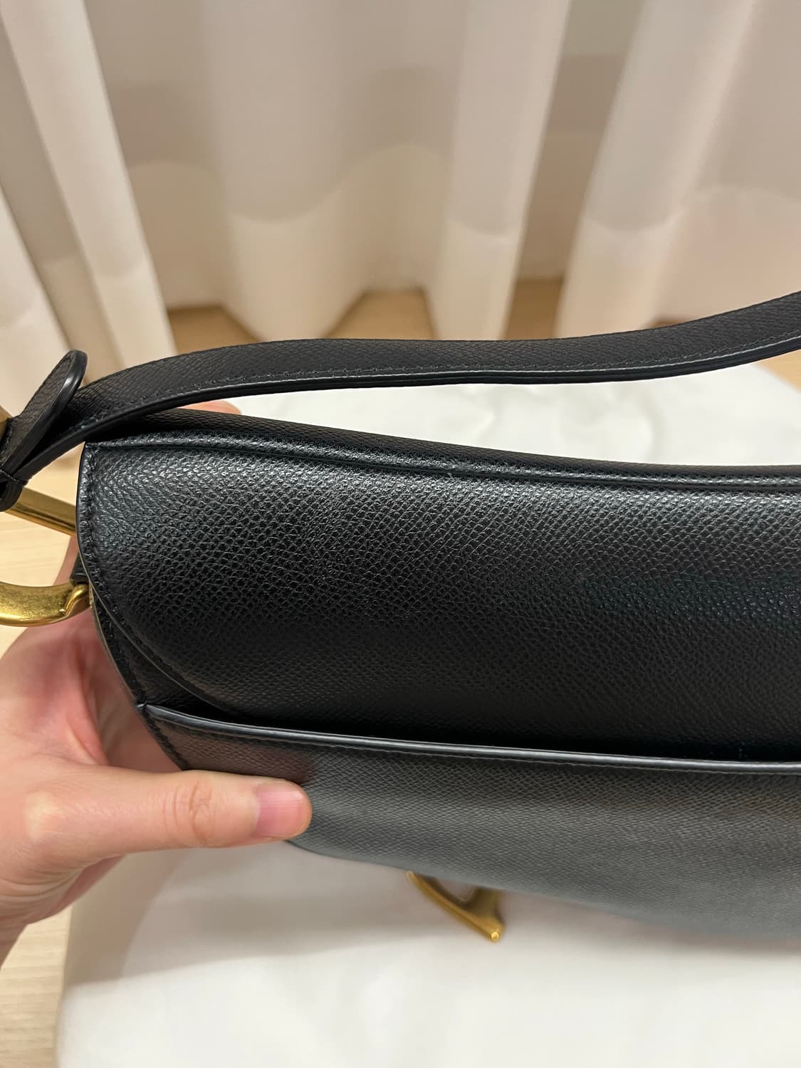 정품 디올 새들뱍 미듐 블랙 상품이미지6