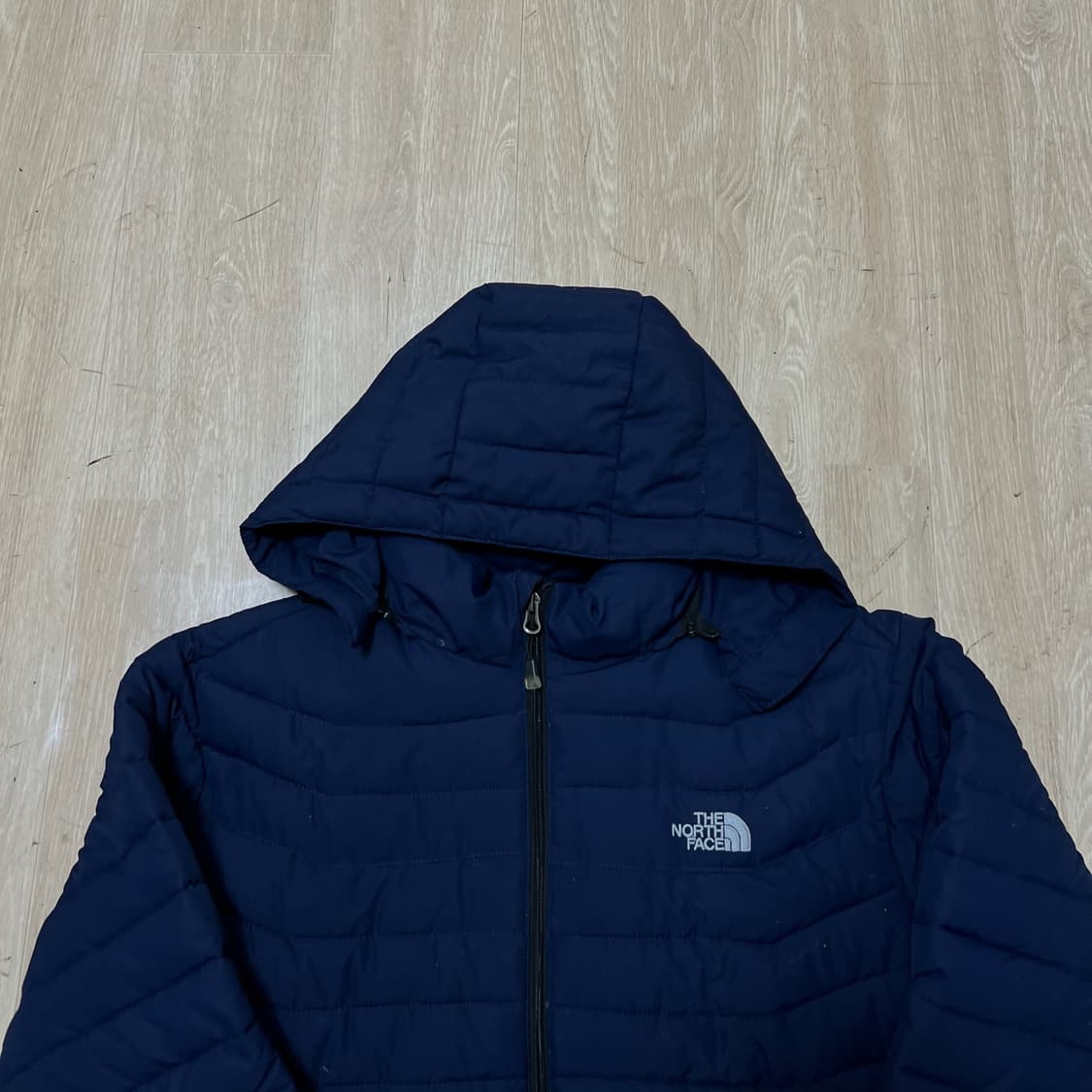 노스페이스 남성 라이트 덕다운 경량패딩 XL/105  상품이미지2