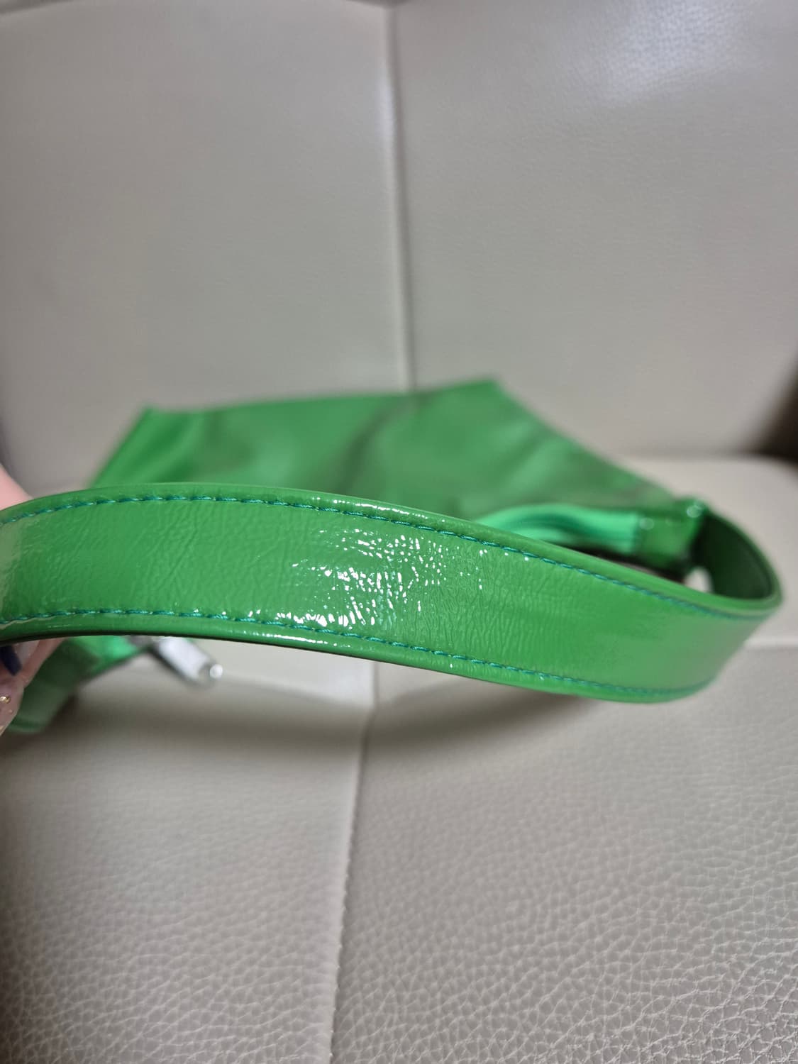 EMIS 이미스 뉴 에나멜 호보백 상품이미지7