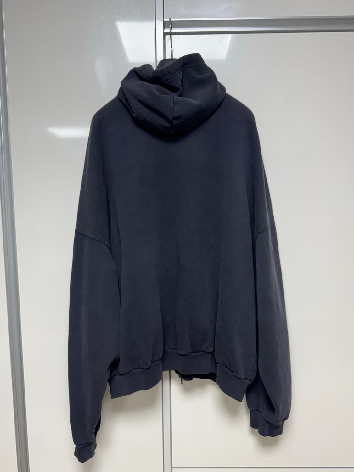 발렌시아가 25ss 유니폼 패치 후디집업 4사이즈 상품이미지2