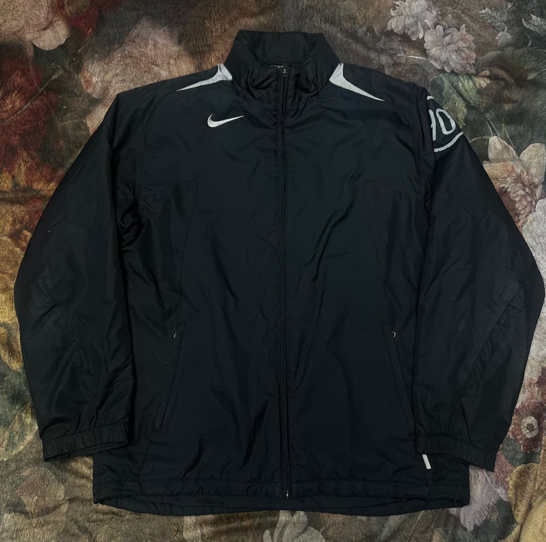 나이키 빈티지 그레이 사이드라인 블랙스우시점퍼 100 상품이미지1