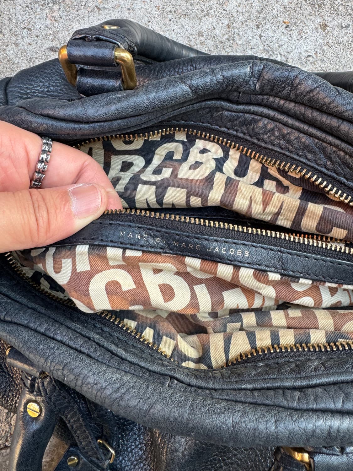 마크제이콥스 클래식 큐 가죽백  상품이미지7