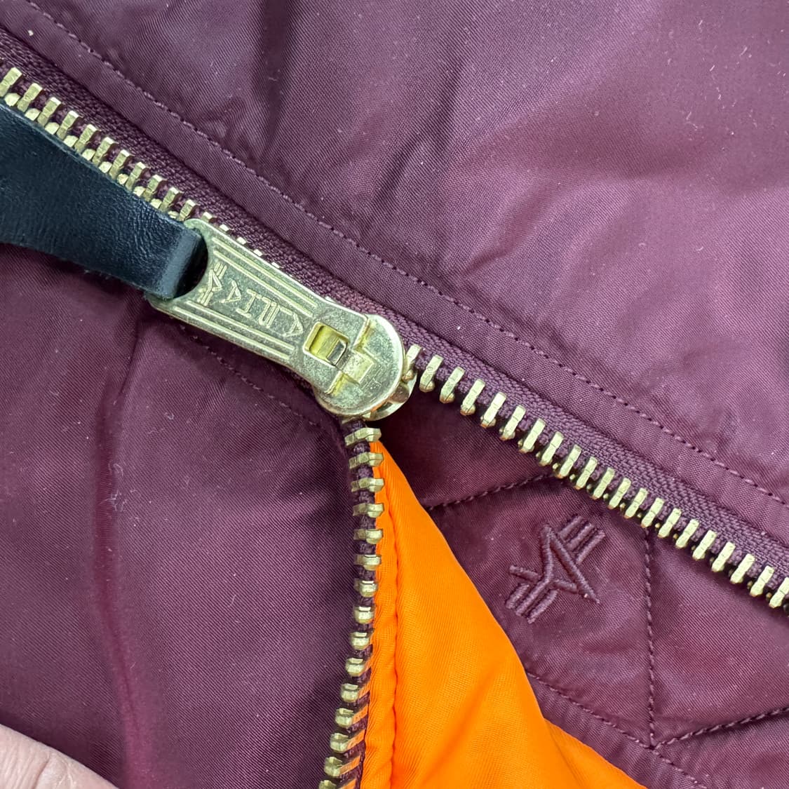 S 알파인더스트리 MA-1 버건디 슬림핏 항공점퍼 자켓 상품이미지4