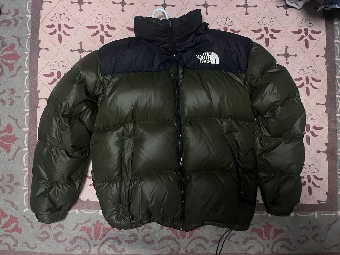 노스페이스 올드 눕시 센터로고 다운 자켓 상품이미지1