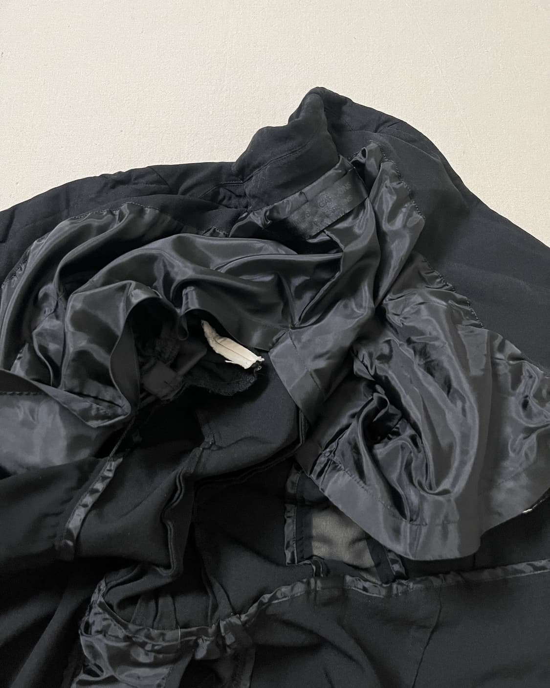 꼼데가르송 축융 폴리 소재전환 자켓 comme des garcons 상품이미지7