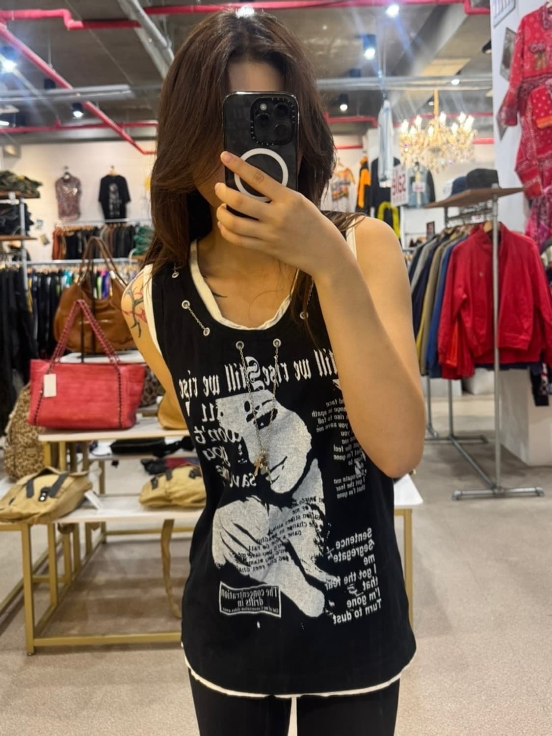 빈티지 Y2K 프린팅 네클리스 디테일 나시 상품이미지4
