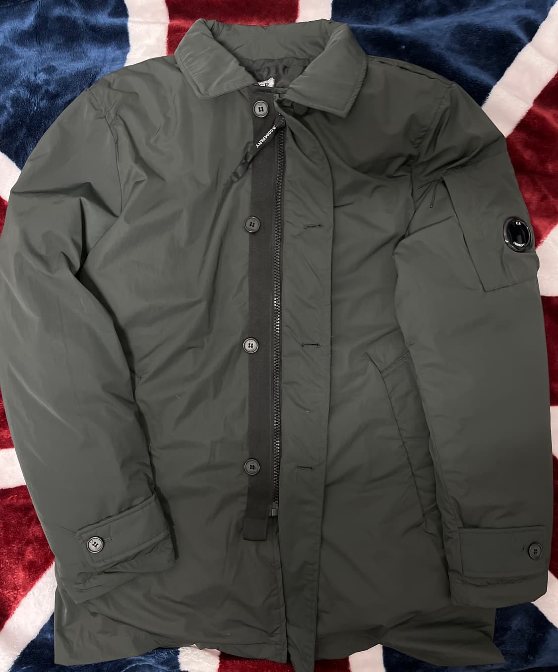 CP컴퍼니 다운 패딩 자켓 올리브 10 상품이미지2