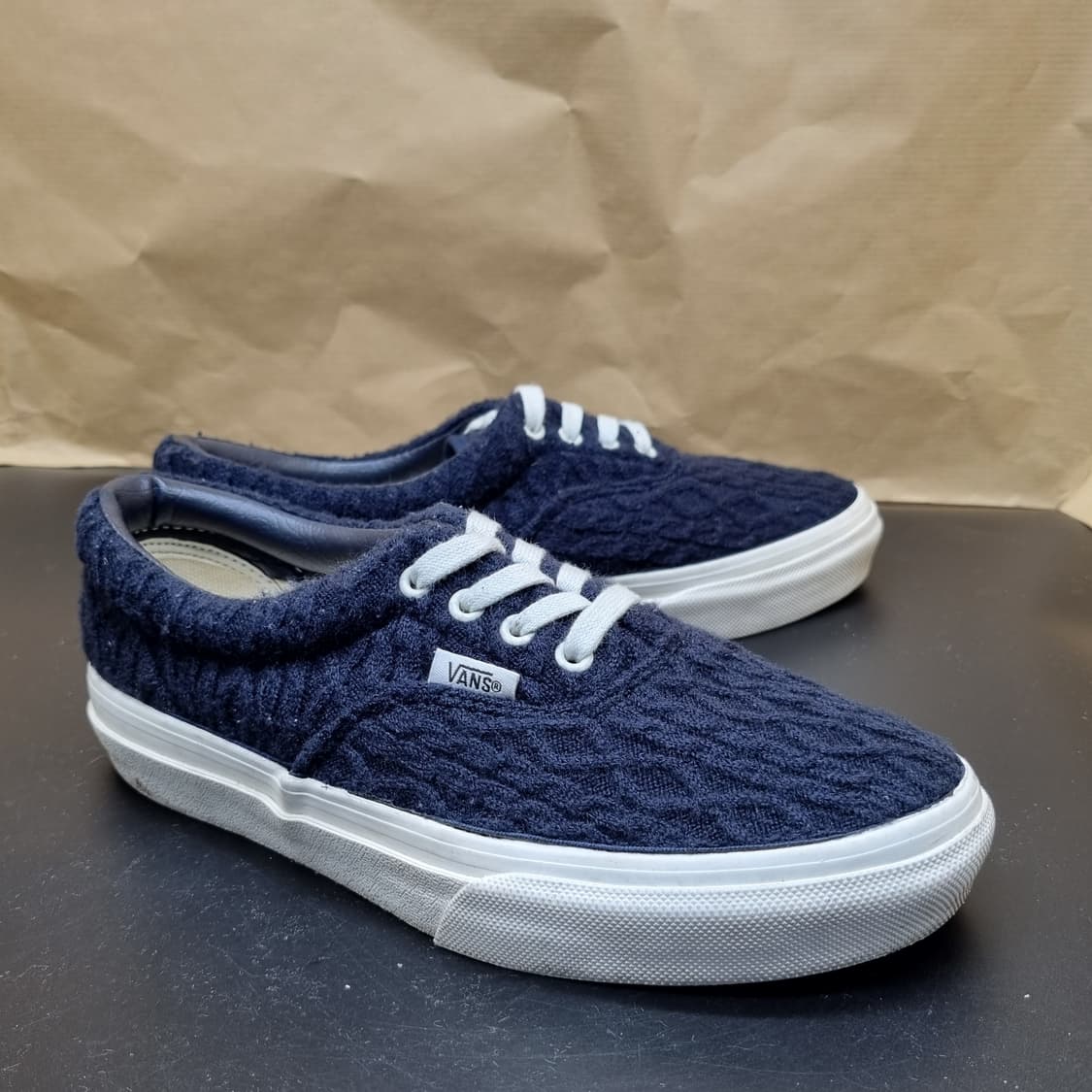 반스 에라 크로쉐 네이비 스니커즈245 상품이미지1