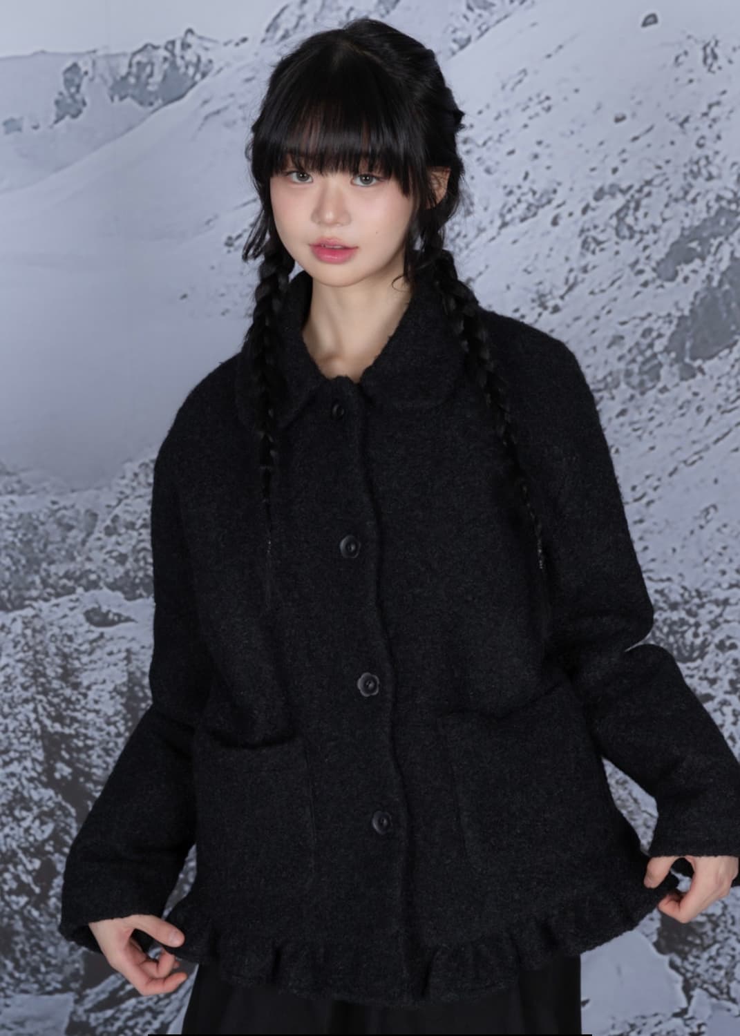 나이엔 라운드 플라켓 숏 코트 상품이미지1