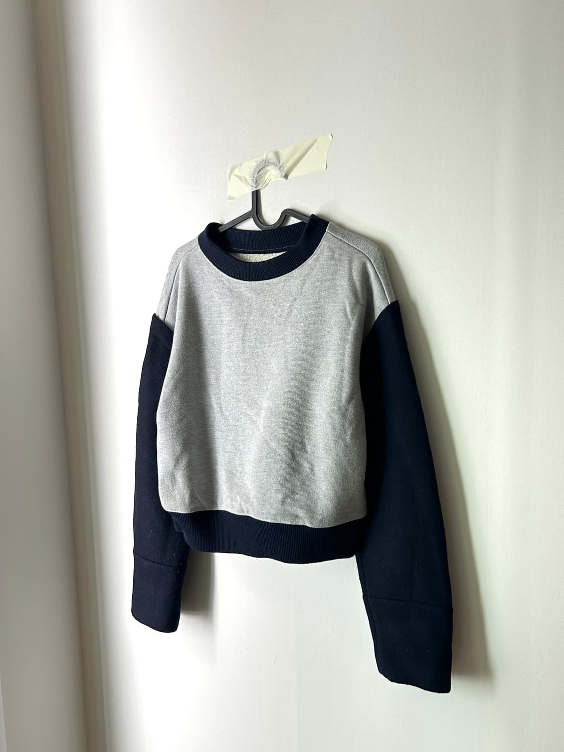 배색 맨투맨 상품이미지1