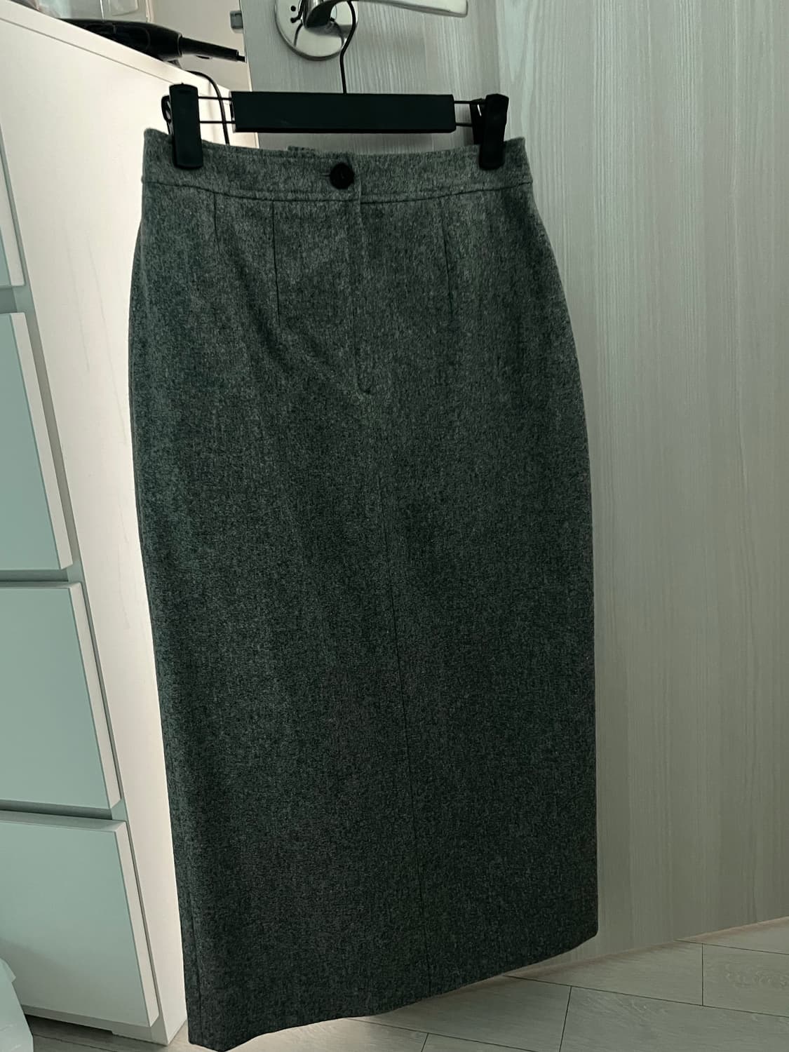 르로브 (lerobe) 차콜 그레이 울 스커트 상품이미지3