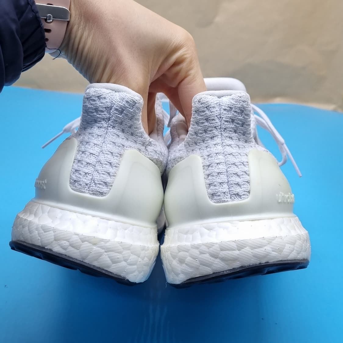 아디다스 울트라부스트 여성운동화240  상품이미지4