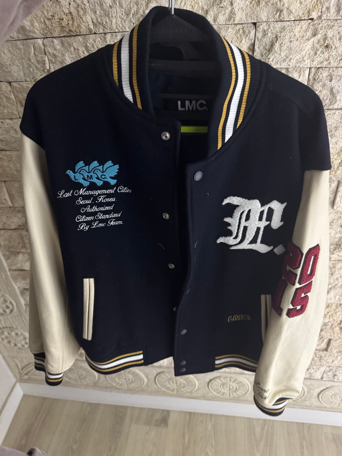 엘엠씨 피스 울 바시티 자켓 m 상품이미지2