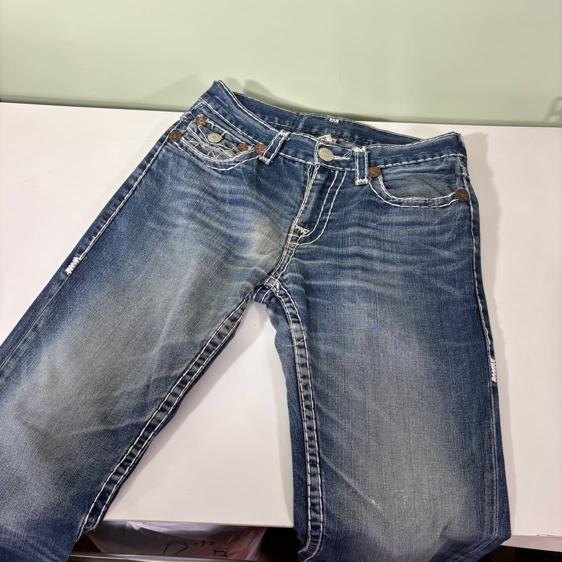 32 트루릴리전 중청 부츠컷 플레어진 상품이미지3