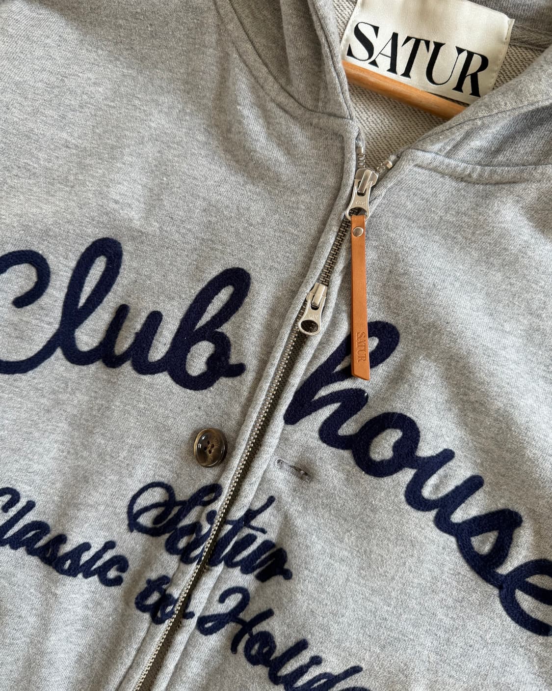 Satur 세터 클럽하우스 레터링로고 2-way 후드집업 상품이미지5