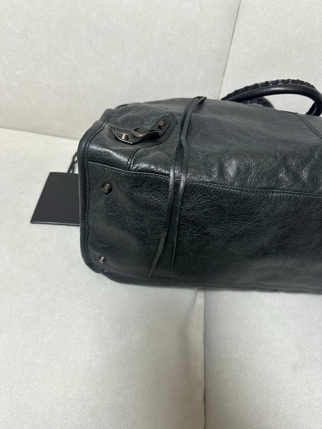 [A 정품] 발렌시아가 시티 모터백 위켄더 블랙 상품이미지6