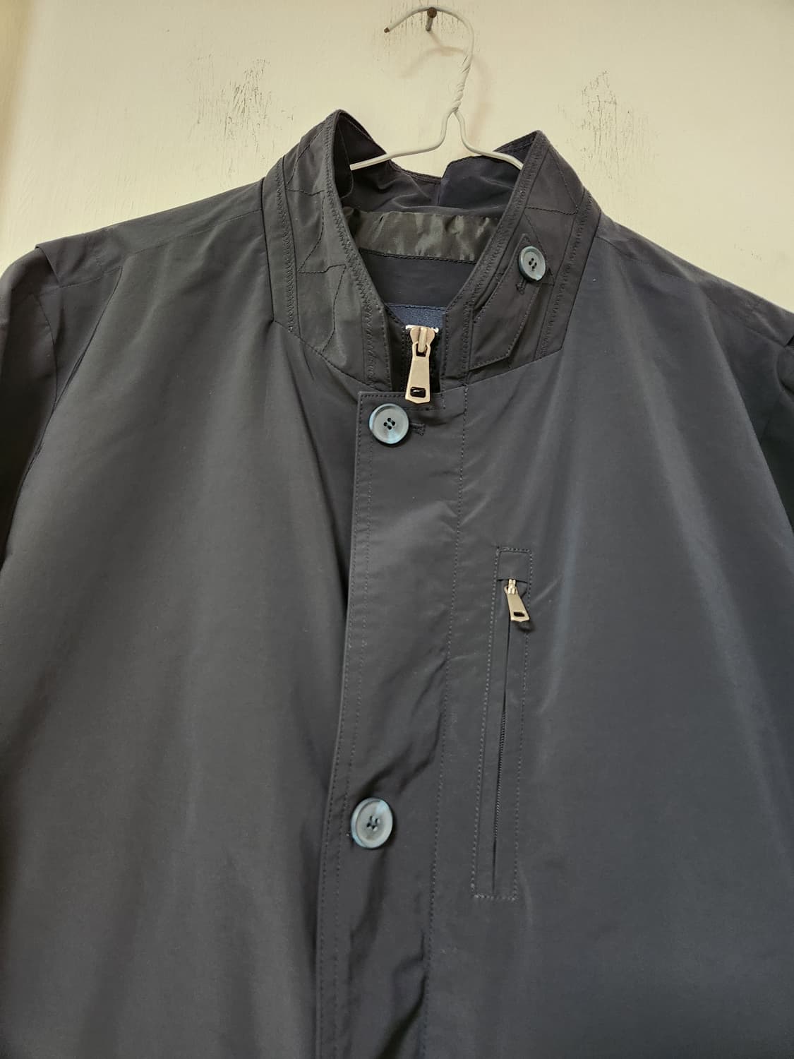 TUXY 네이비 남성 숏 트랜치코트 자켓105 상품이미지3