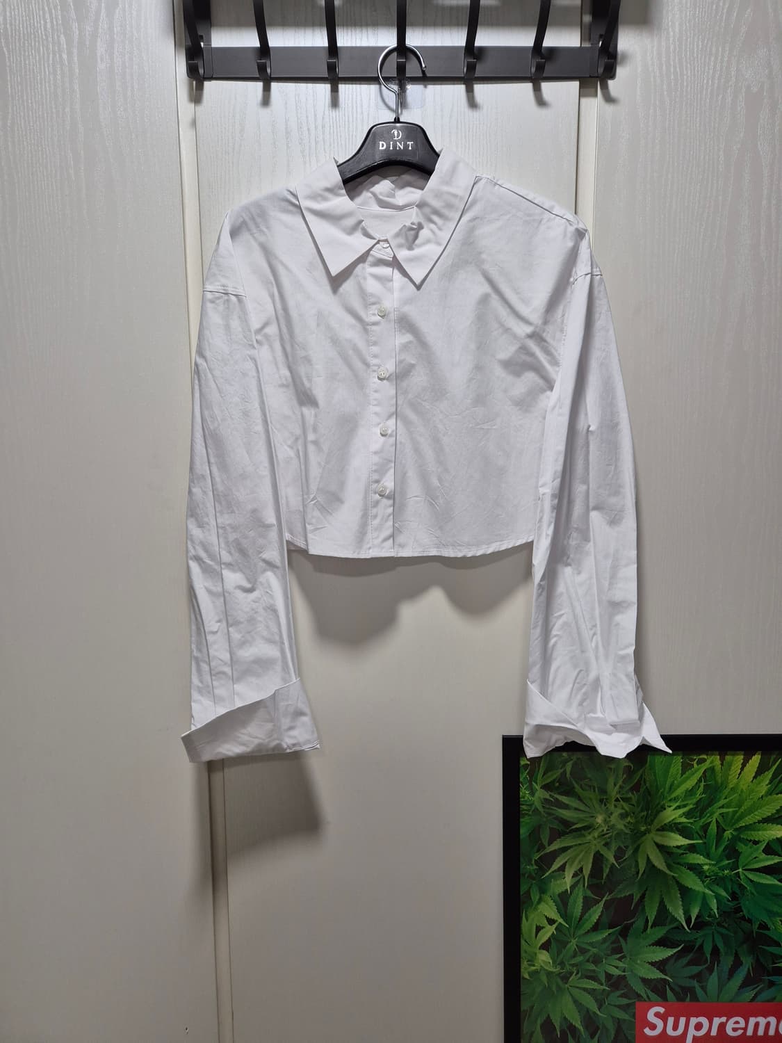 (세일)(새상품)DINT 딘트 화이트 크롭 셔츠 상품이미지2