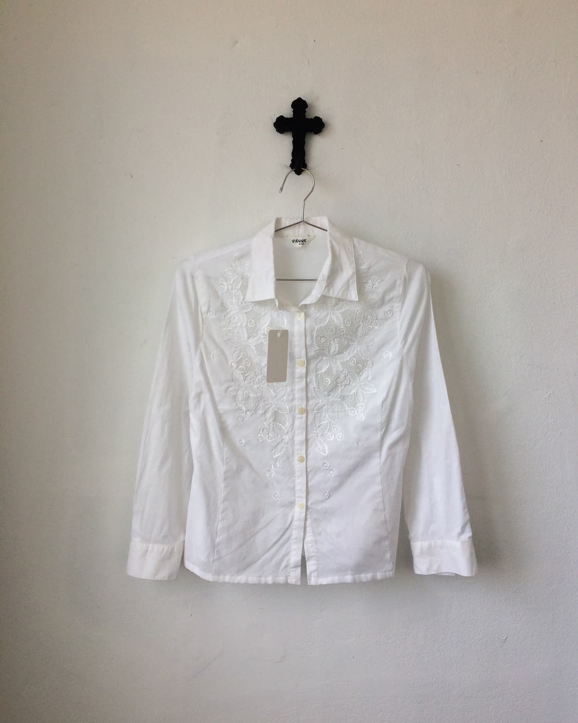 Embroidery pattern point shirt 상품이미지2
