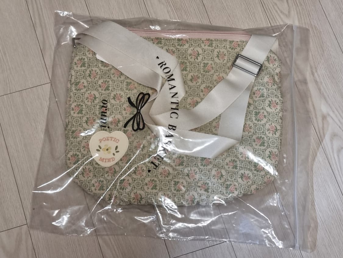 반택포) ovuni 오부니 가방 더플백 floweret 새상품 상품이미지5