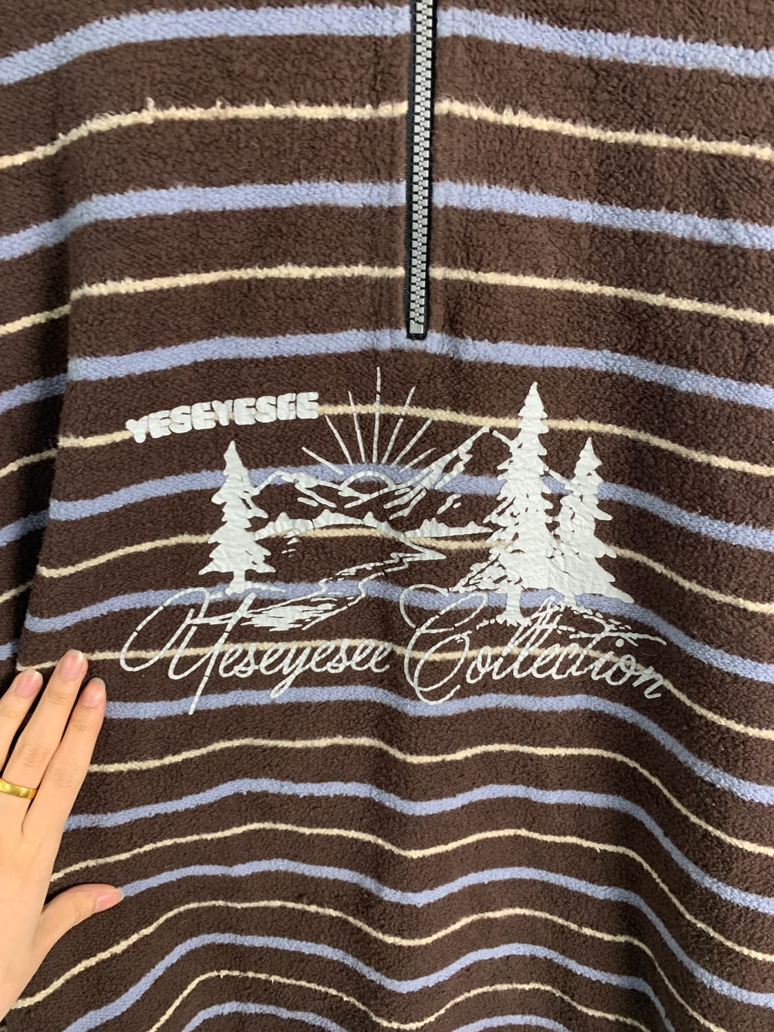 예스아이씨 스트라이프 하프 집업 상품이미지5