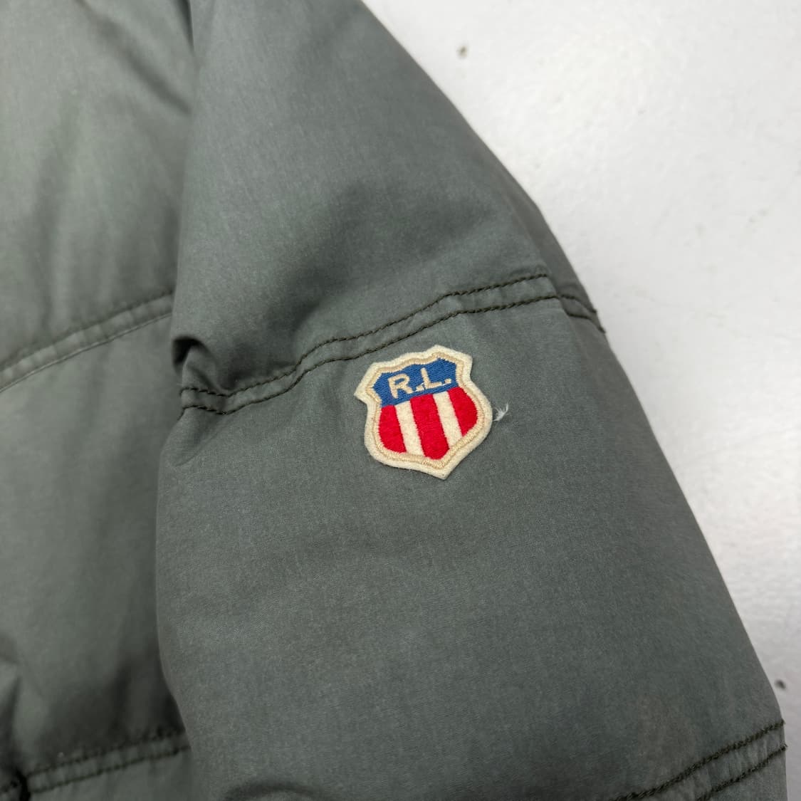 폴로 진스 페이딩 성조기 와펜 리버시블 패딩  상품이미지4