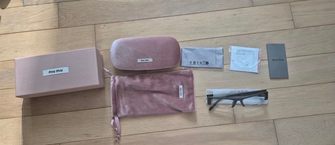 미우미우 브데트 안경 상품이미지3