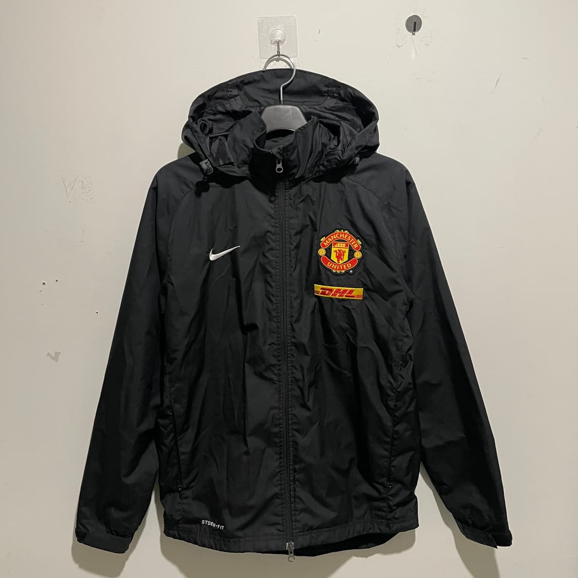 나이키 맨체스터유나이티드 바람막이 상품이미지1