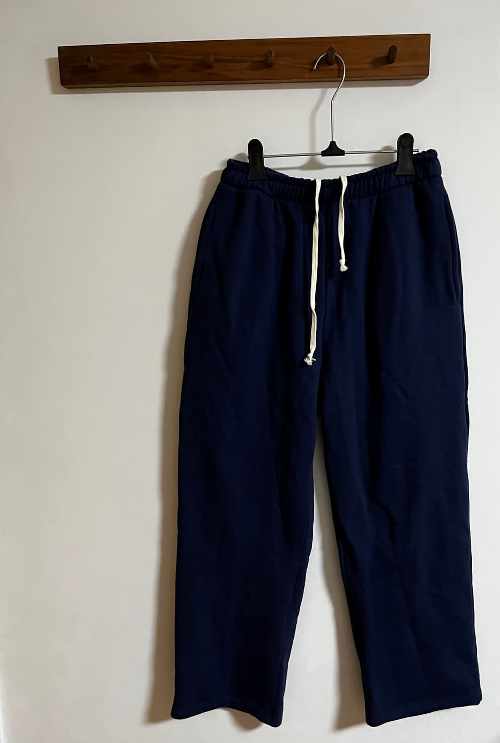 제니 어텐즈 트레이닝 바지 attends 기모 있음 상품이미지2